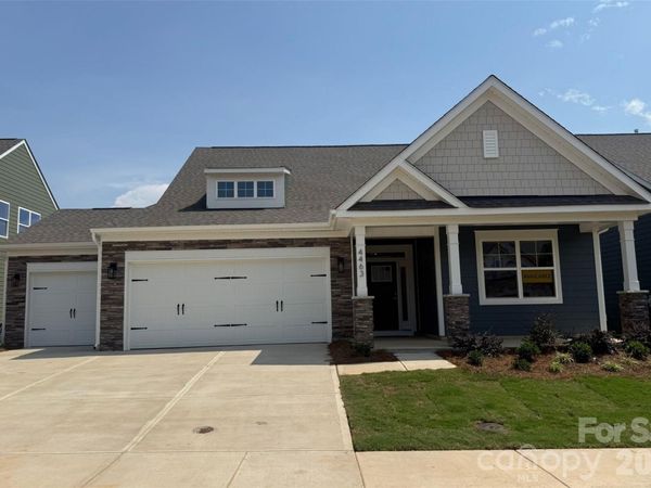 4463 Blue Mound Court , Stanley, NC 28164