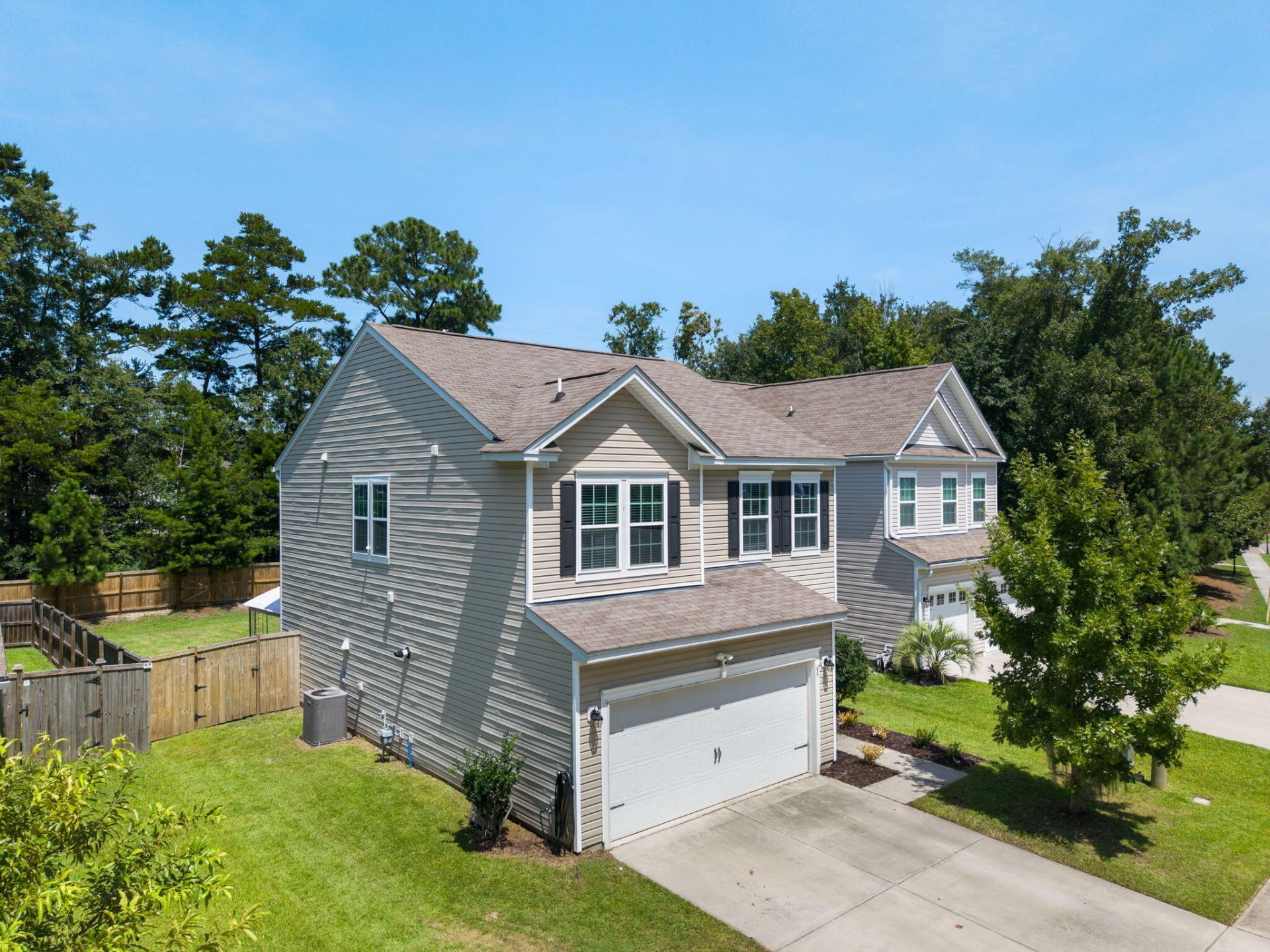 9705 Cherrybark Court Photo 32