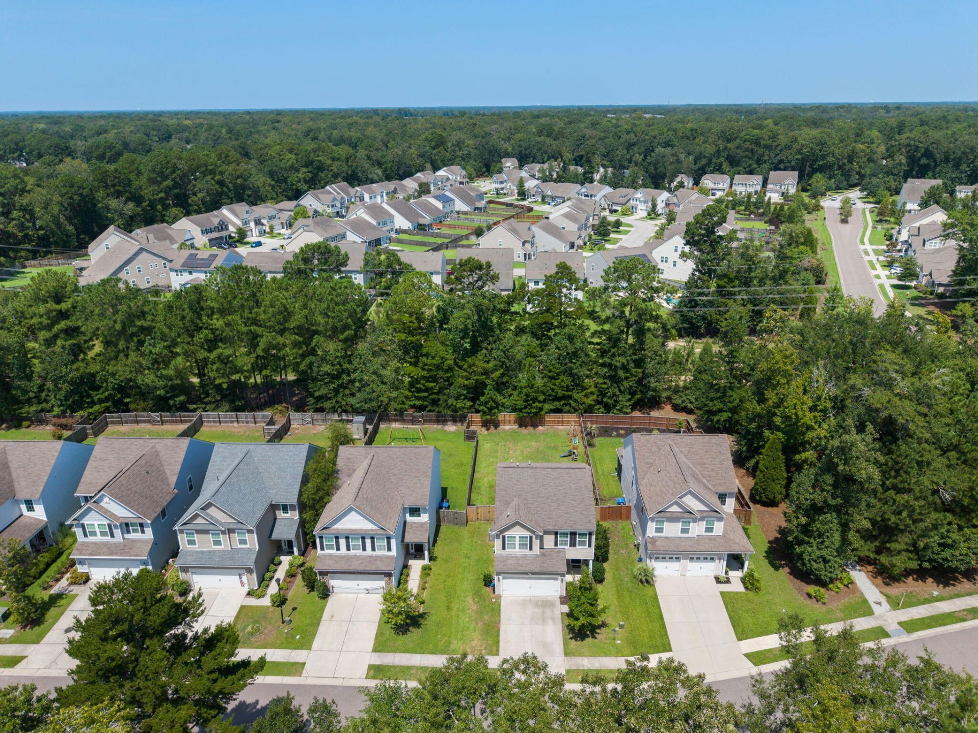 9705 Cherrybark Court Photo 4