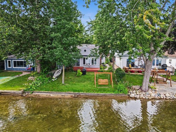 4621 S Long Lake Drive, Portage, MI 49002