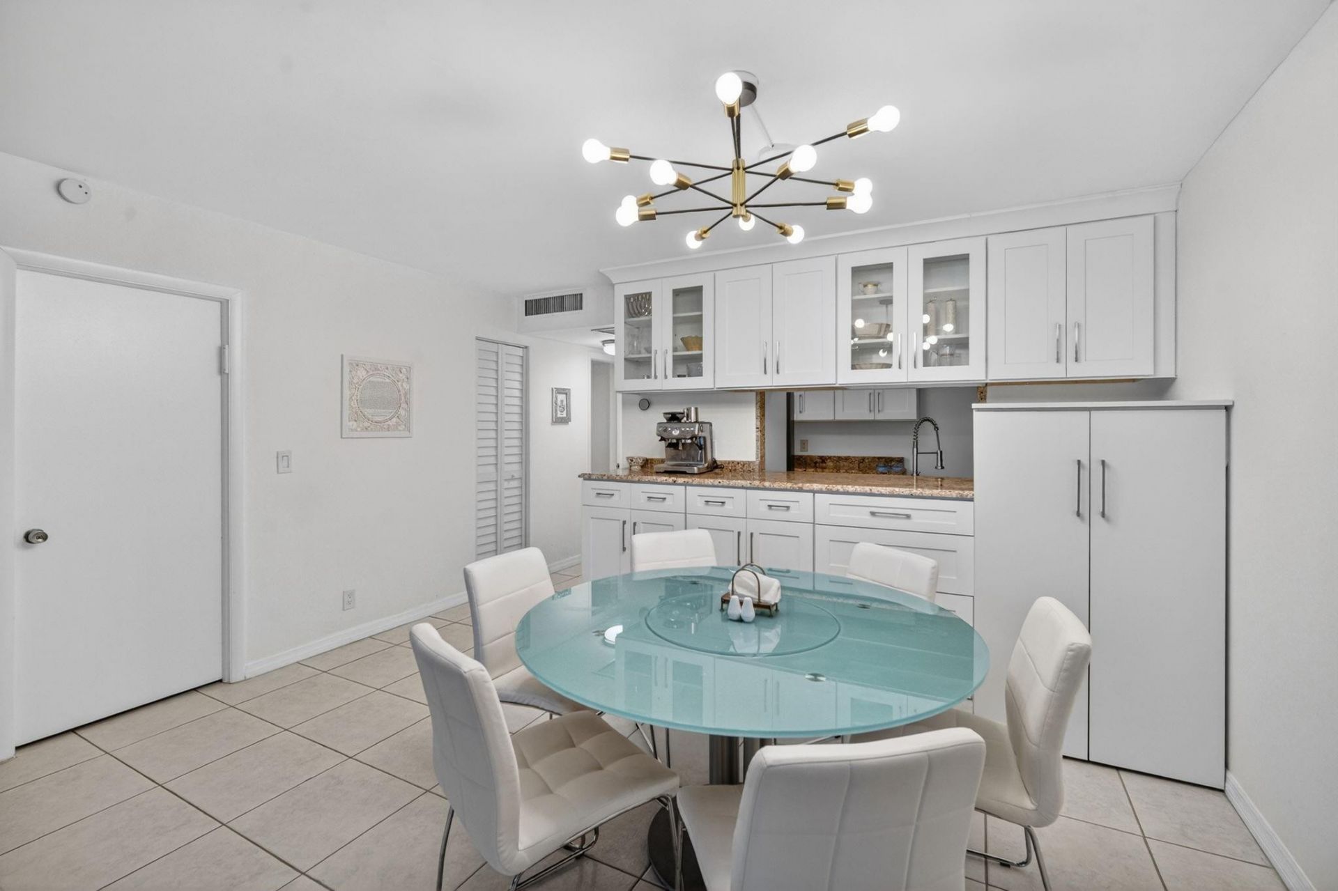 3900 N Hills Drive, Unit 306, Hollywood, FL 33021 Photo
