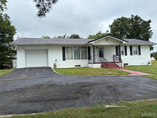 13215 State Highway AD , Dexter, MO 63841