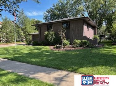 249 Northern Heights Drive, Seward, NE 68434