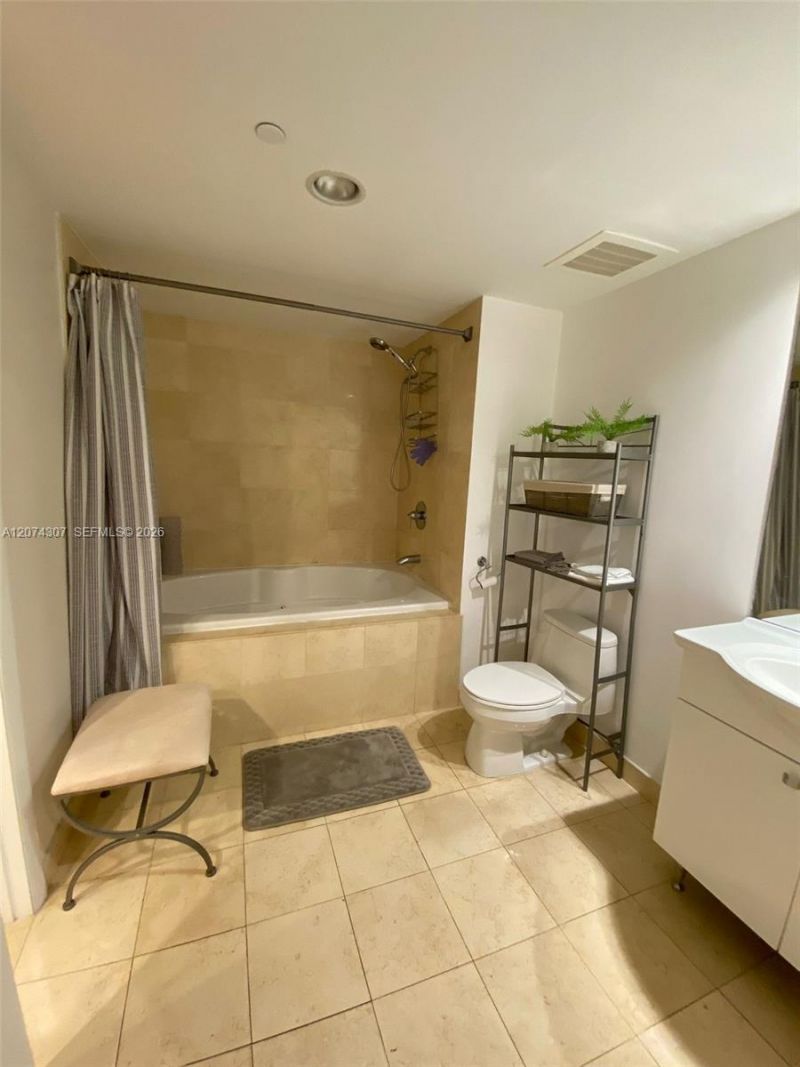 1850 S Ocean Dr , Unit 1409, Hallandale Beach, FL 33009 Photo