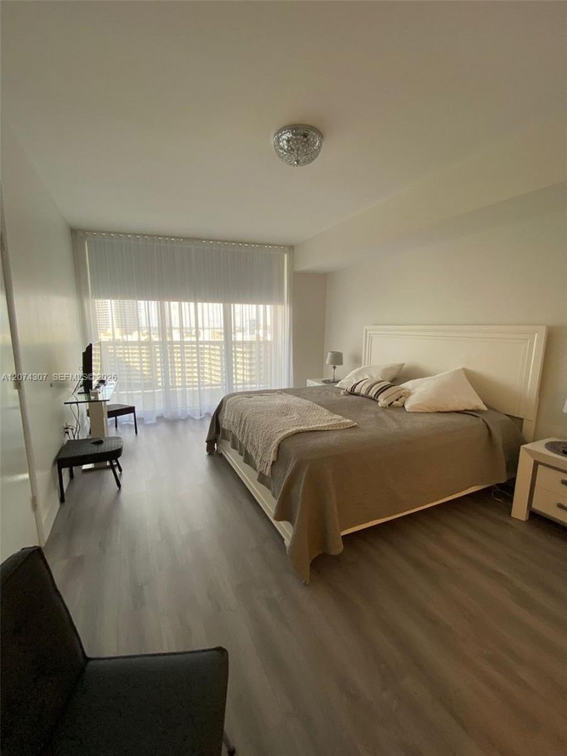 1850 S Ocean Dr , Unit 1409, Hallandale Beach, FL 33009 Photo