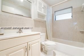 4750 NW 10th Ct , Unit 308, Plantation, FL 33313 Photo