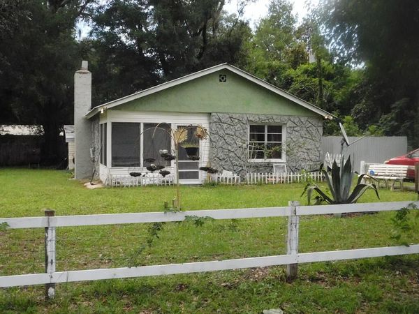 1027 No Name Rd, Branford, FL 32008