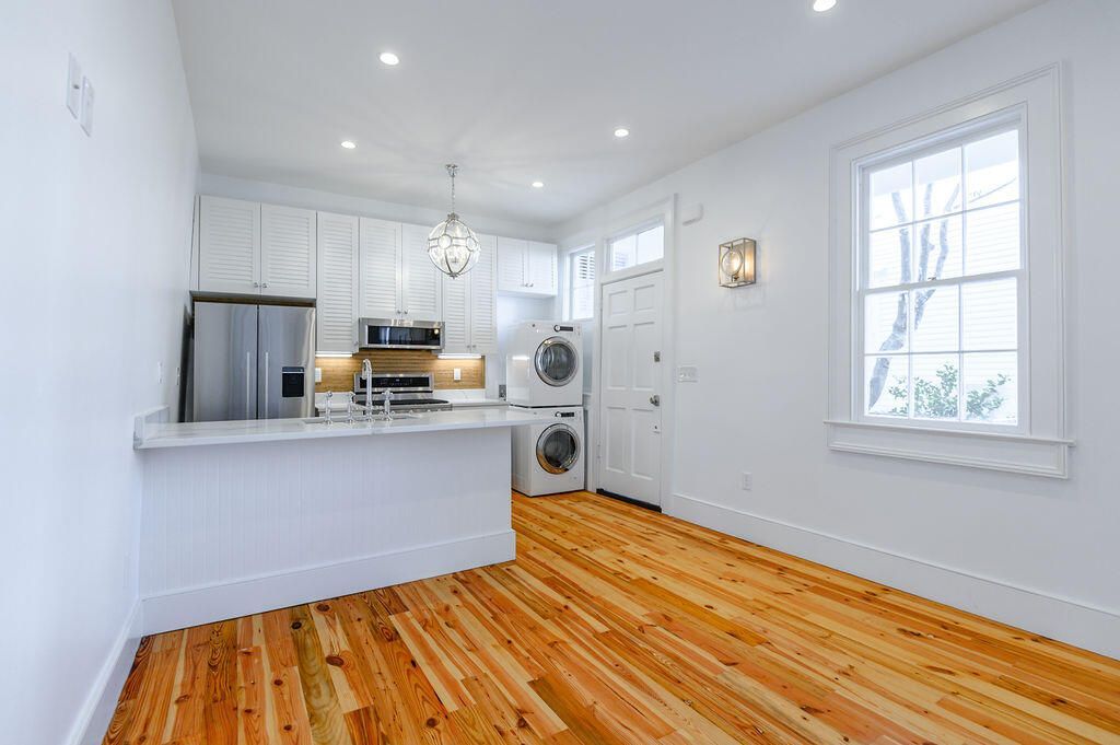 176 Broad Street Photo 25
