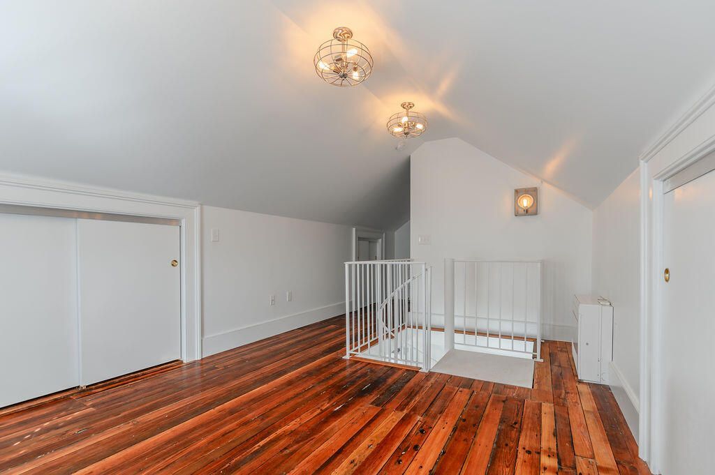 176 Broad Street Photo 52