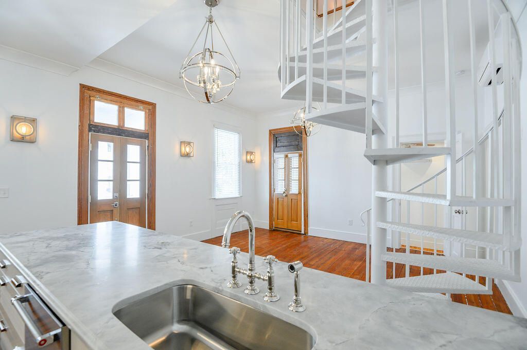 176 Broad Street Photo 57