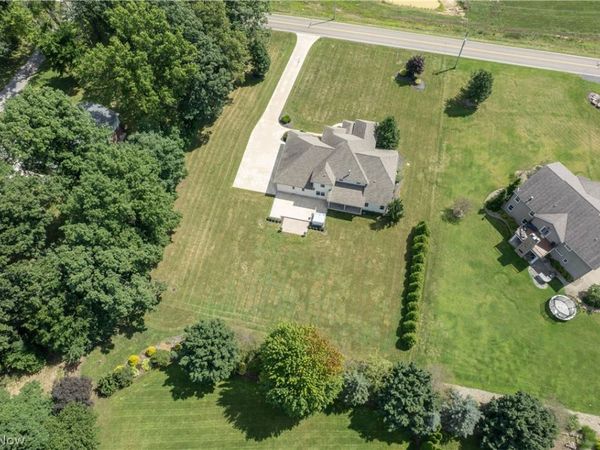 7557 Lutz Avenue NW, Massillon, OH 44646