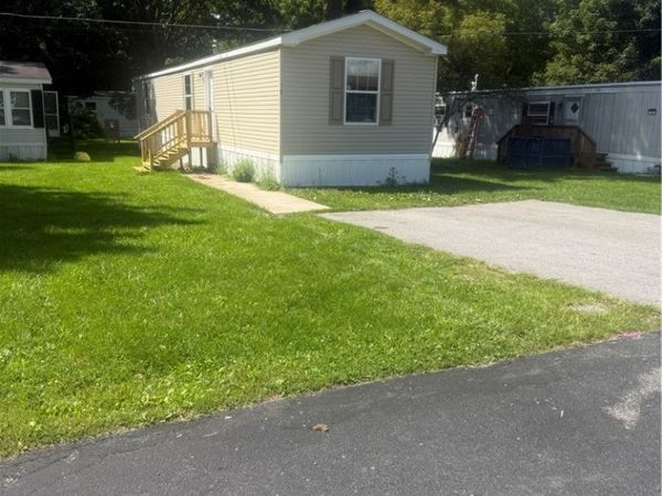 16 Tajmahal Park , Avon, NY 14414