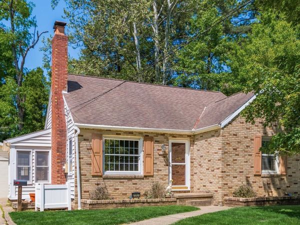 2067 Norwood Boulevard , Zanesville, OH 43701