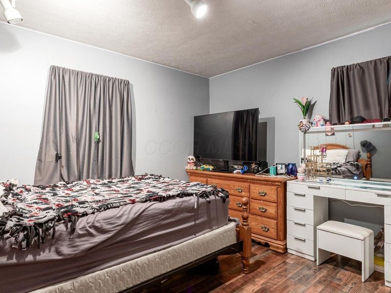 2067 Norwood Boulevard , Zanesville, OH 43701 Photo 17