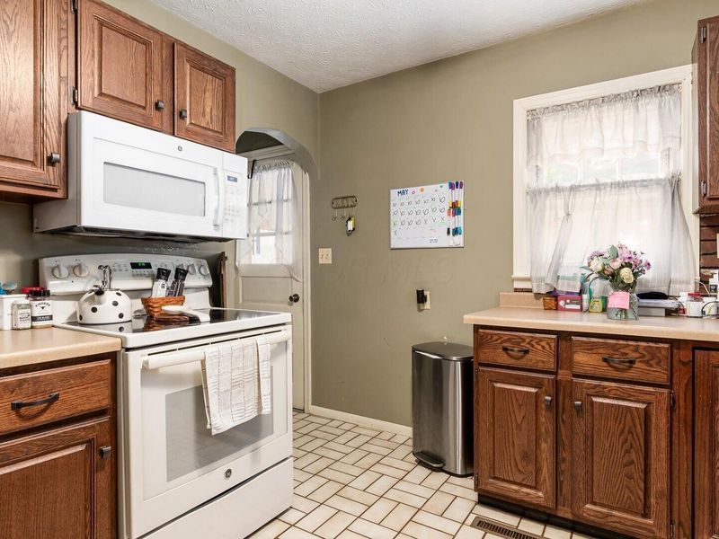 2067 Norwood Boulevard , Zanesville, OH 43701 Photo 25
