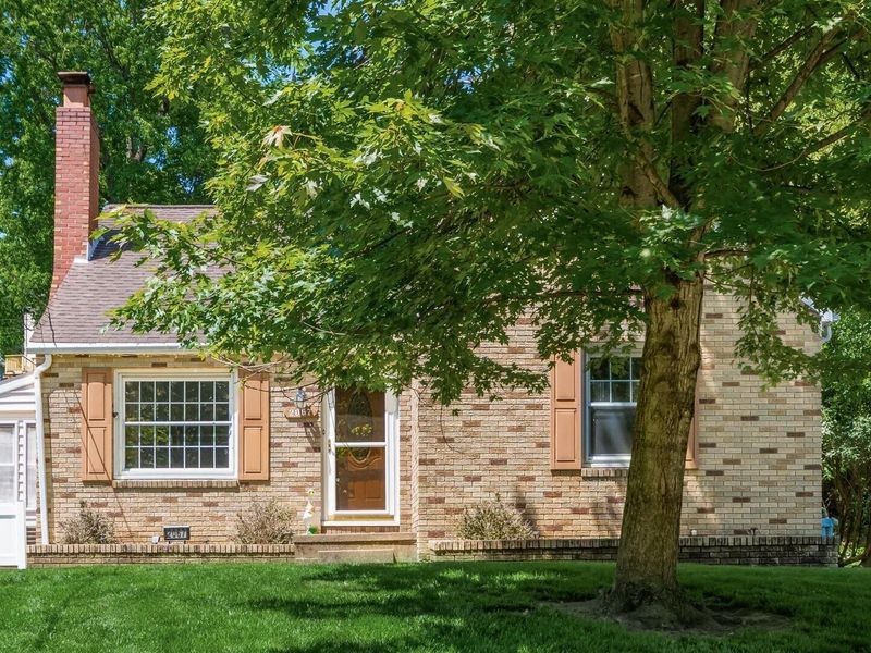 2067 Norwood Boulevard , Zanesville, OH 43701 Photo 3