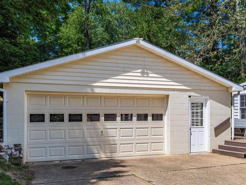 2067 Norwood Boulevard , Zanesville, OH 43701 Photo 7