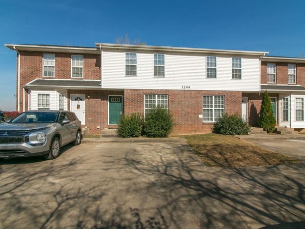 1244 Parkway Pl, Unit C, Clarksville, TN 37042