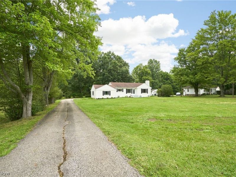3265 Ridgewood Road, Fairlawn, OH 44333 Photo 2