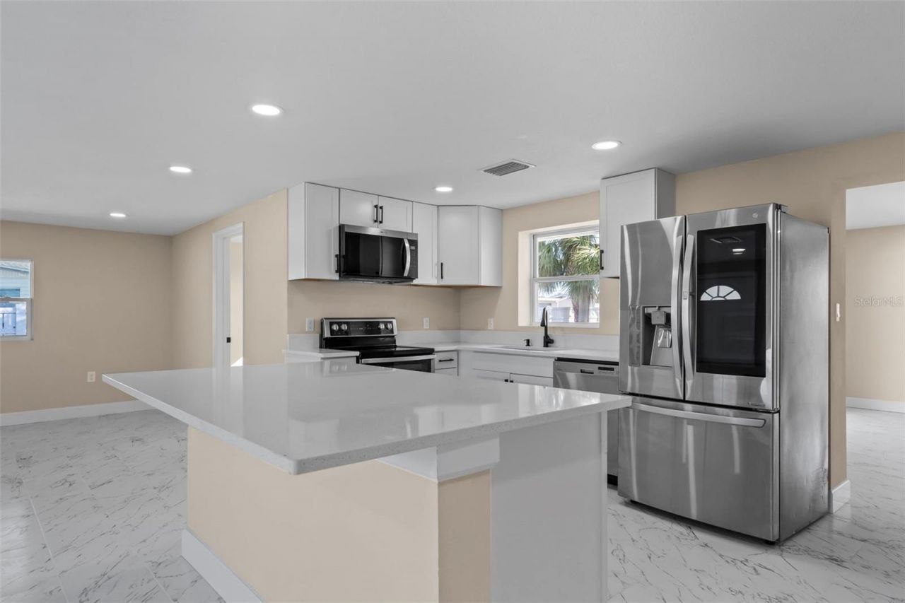 6211 Cornell Road , Bradenton, FL 34207 Photo
