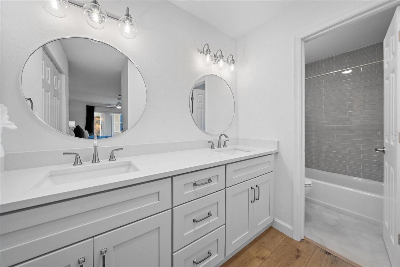 217 46th Street W, Bradenton, FL 34209 Photo