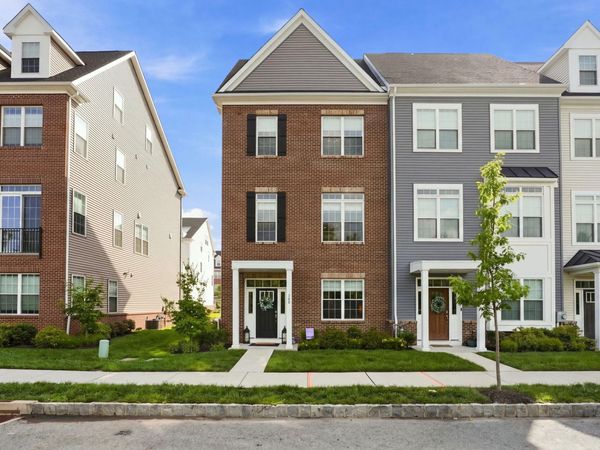 189 SMITHWORKS BOULEVARD, PHOENIXVILLE, PA 19460