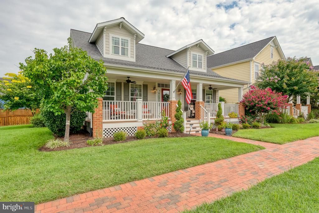 207 THOMAS WHITE BOULEVARD , CHESTER, MD 21619