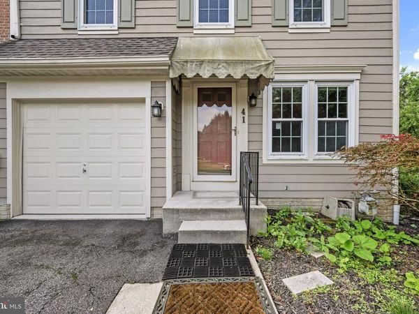 41 ROSLAND COURT, BALTIMORE, MD 21208