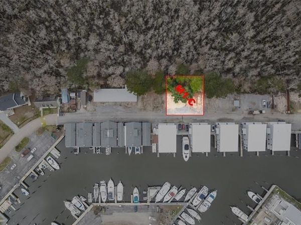 962 MARINA Boulevard, Mandeville, LA 70471