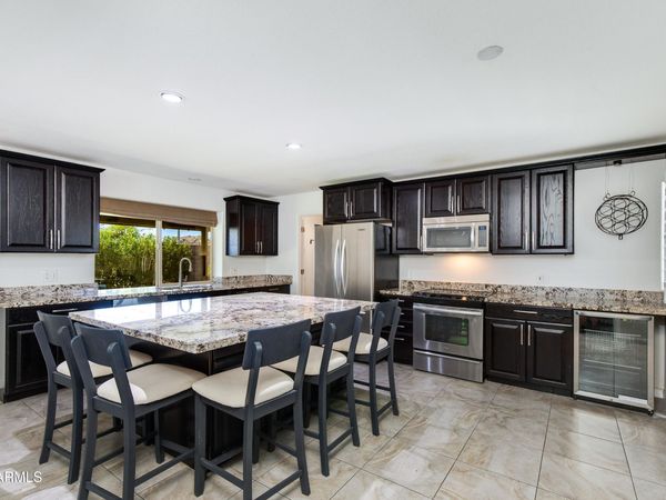 2801 E Mercer Lane, Phoenix, AZ 85028