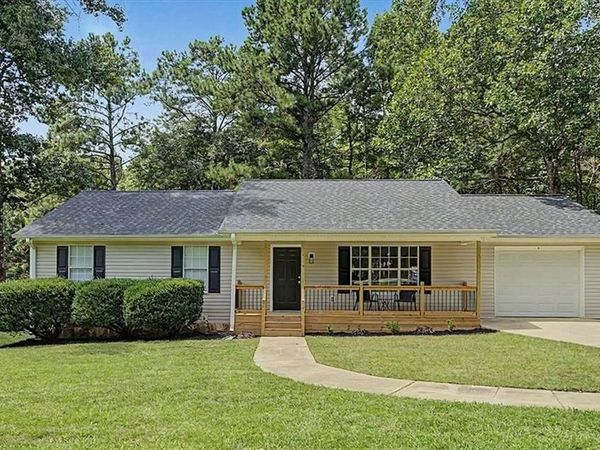 110 Mooyn Road, Carrollton, GA 30116