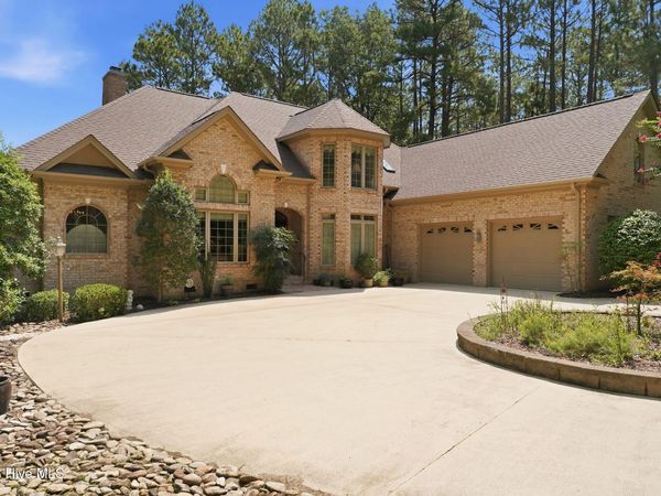 14 Kirkton Court, Pinehurst, NC 28374