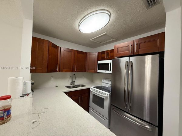 6540 W 26th Dr , Unit 24-60, Hialeah, FL 33016