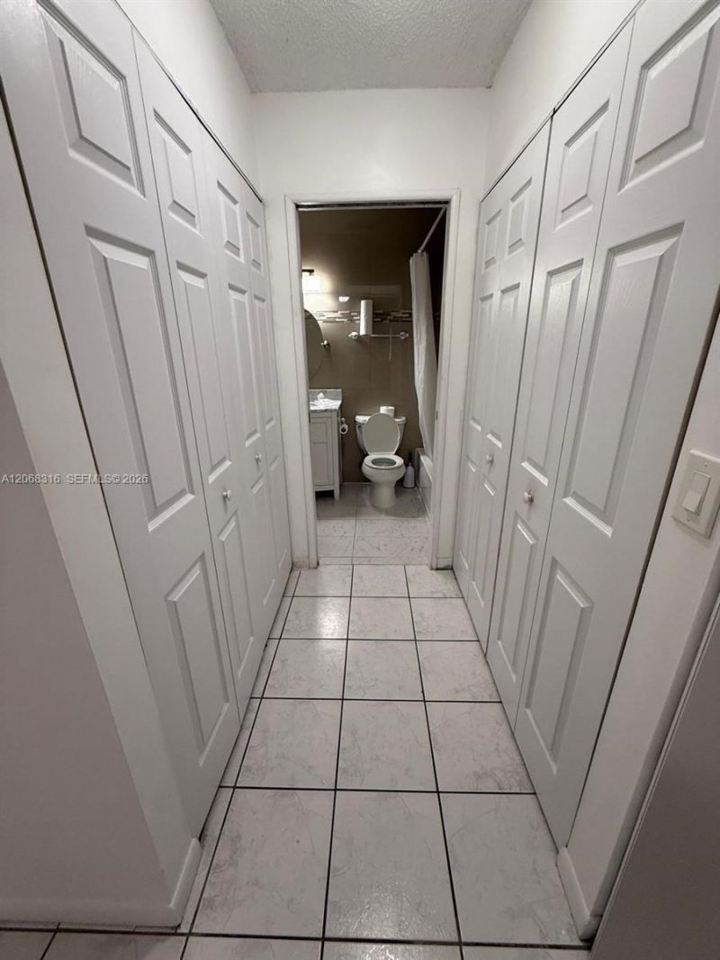 6540 W 26th Dr , Unit 24-60, Hialeah, FL 33016 Photo