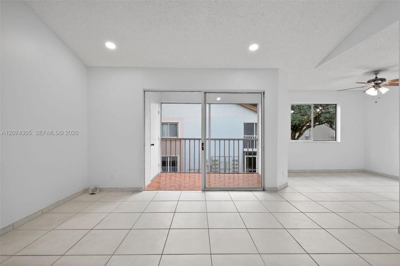 13856 SW 93rd Ln , Unit 13856, Miami, FL 33186 Photo