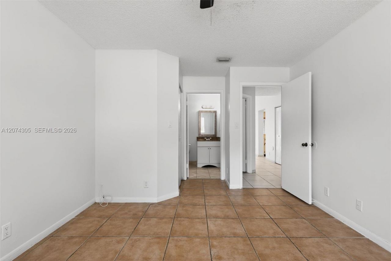 13856 SW 93rd Ln , Unit 13856, Miami, FL 33186 Photo