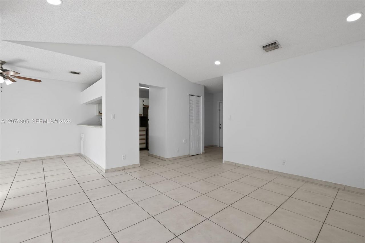 13856 SW 93rd Ln , Unit 13856, Miami, FL 33186 Photo