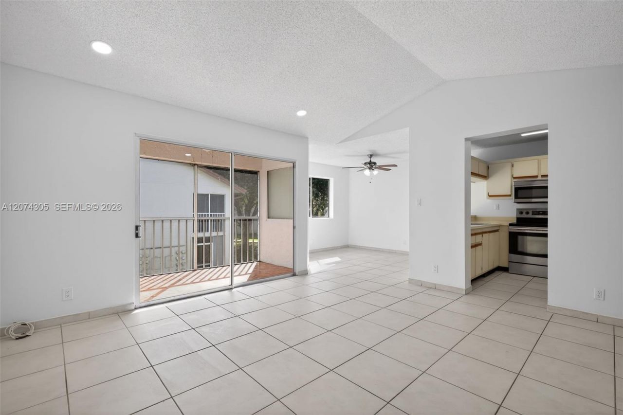 13856 SW 93rd Ln , Unit 13856, Miami, FL 33186 Photo