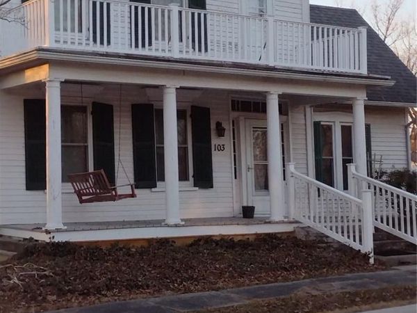 103 N Cherry Street , Middletown, MO 63359