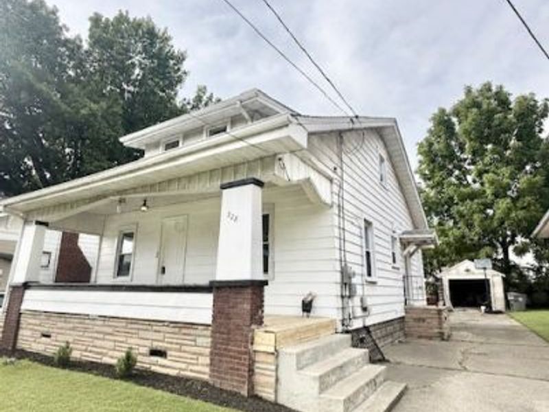 328 Marmion Avenue, Youngstown, OH 44507 Photo 2