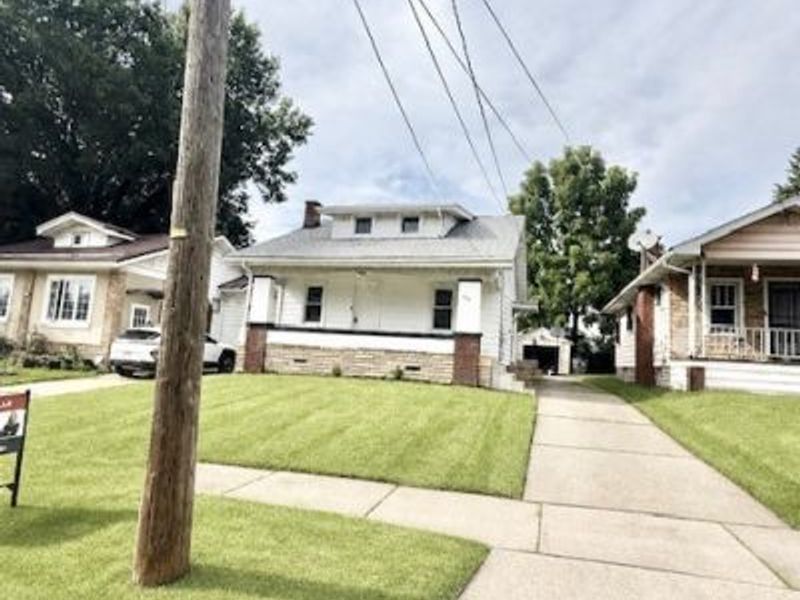 328 Marmion Avenue, Youngstown, OH 44507 Photo 3