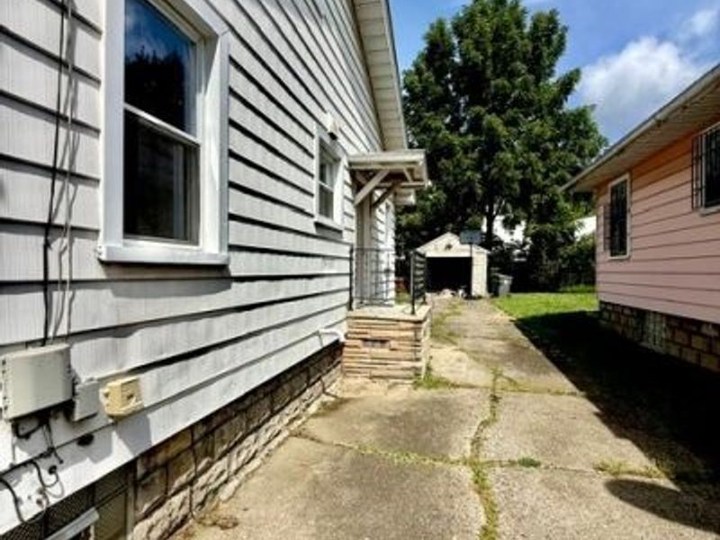 328 Marmion Avenue, Youngstown, OH 44507 Photo 7