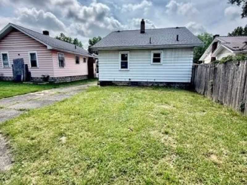 328 Marmion Avenue, Youngstown, OH 44507 Photo 9