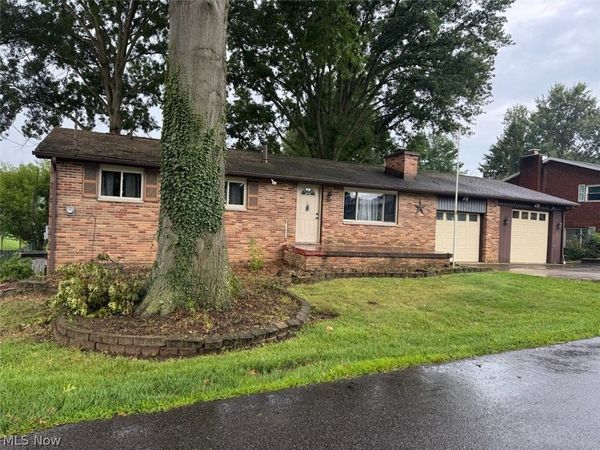 1704 17th Avenue , Parkersburg, WV 26101