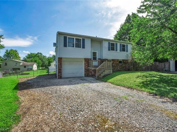 22 Pebble Cove , Rittman, OH 44270