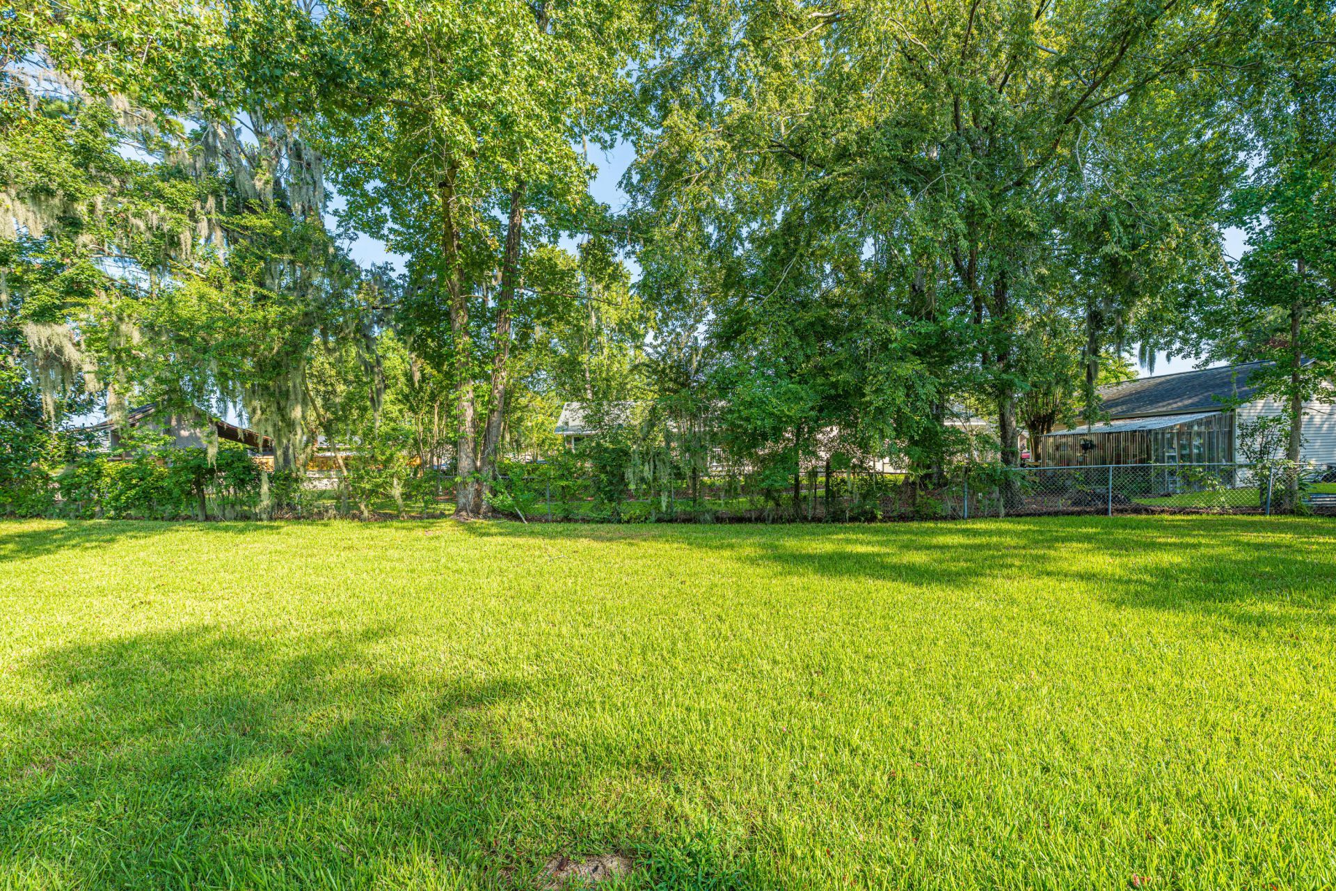 401 Iowa Court Photo 31