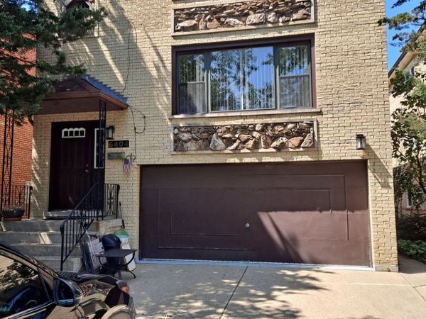 6404 W Dakin Street , Unit 2, Chicago, IL 60634
