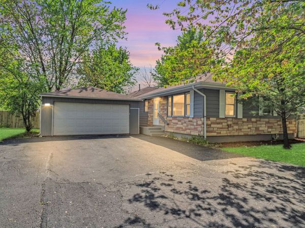 117 Arthur Avenue, South Elgin, IL 60177