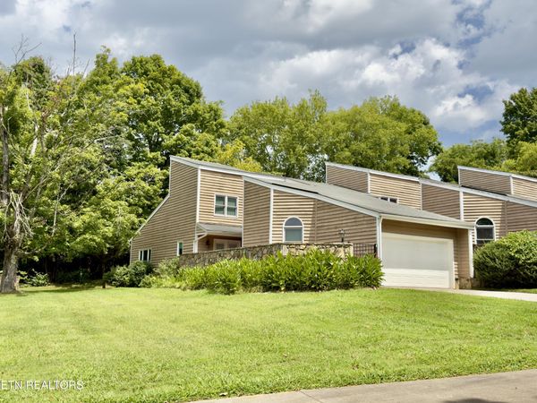 3638 Topside Rd, Knoxville, TN 37920