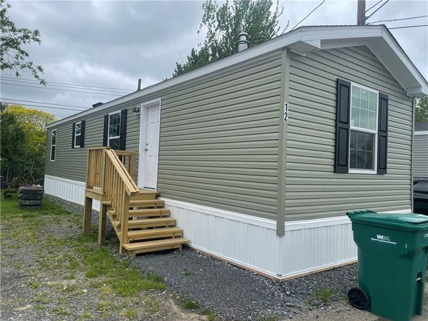 405 Lakeshore Drive #12 , Canandaigua, NY 14424